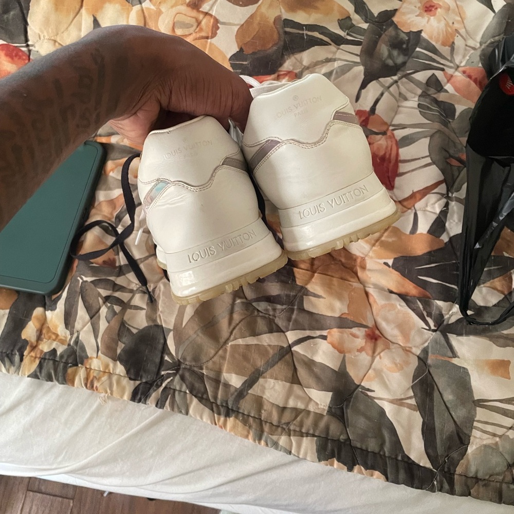 Louis Vuitton White and Black Men's Sneakers - Picture 3 of 7